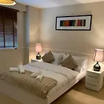 The Elegant Mayfair